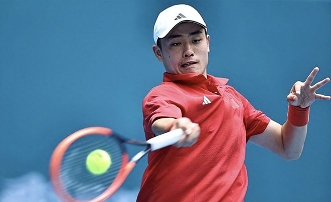 高开低走 高开低走