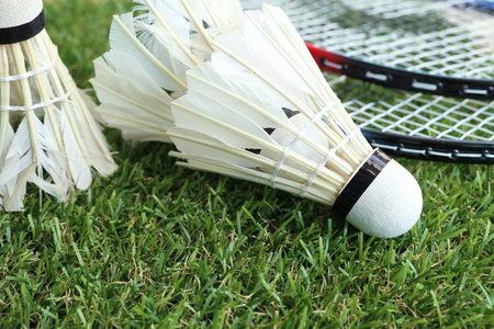 使得他们能 使得他们能