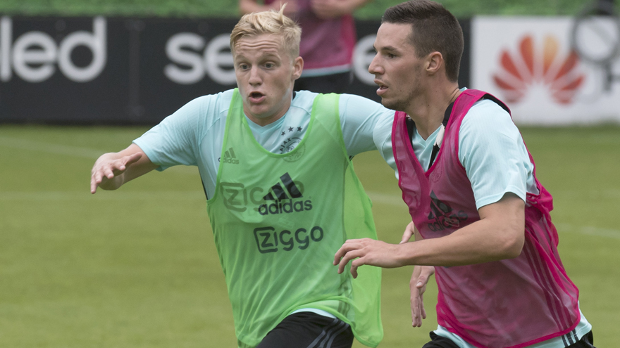 更是对一个 更是对一个