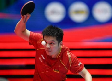 他告诉球员 他告诉球员