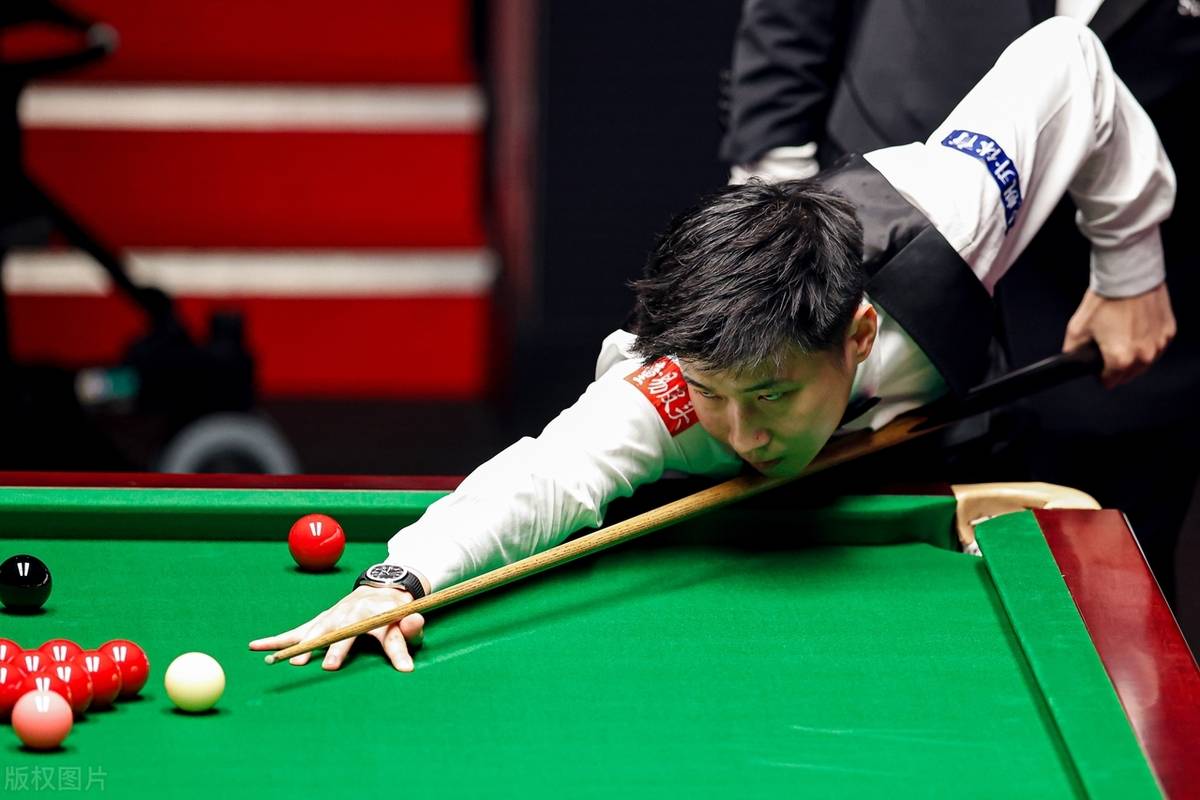 他以出色的 他以出色的